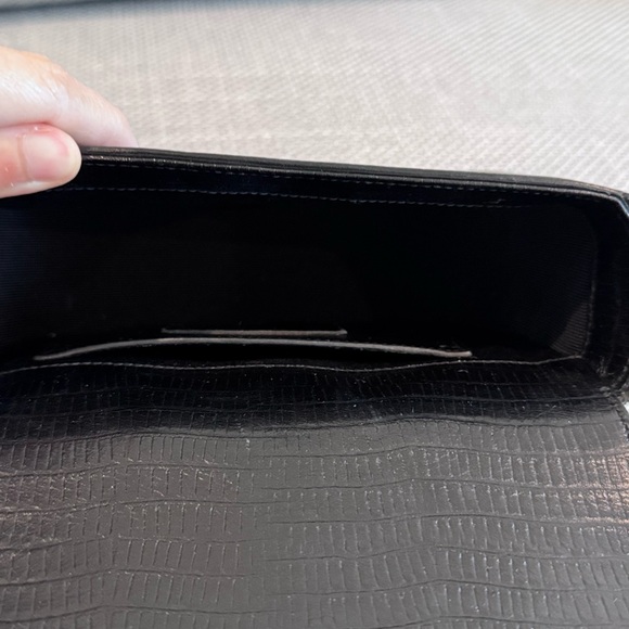 YSL Saiint Laurent Universite Monogram Crossbody - Picture 13 of 13